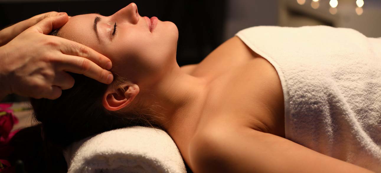 Entspannende Kopf Akkupressur Massage